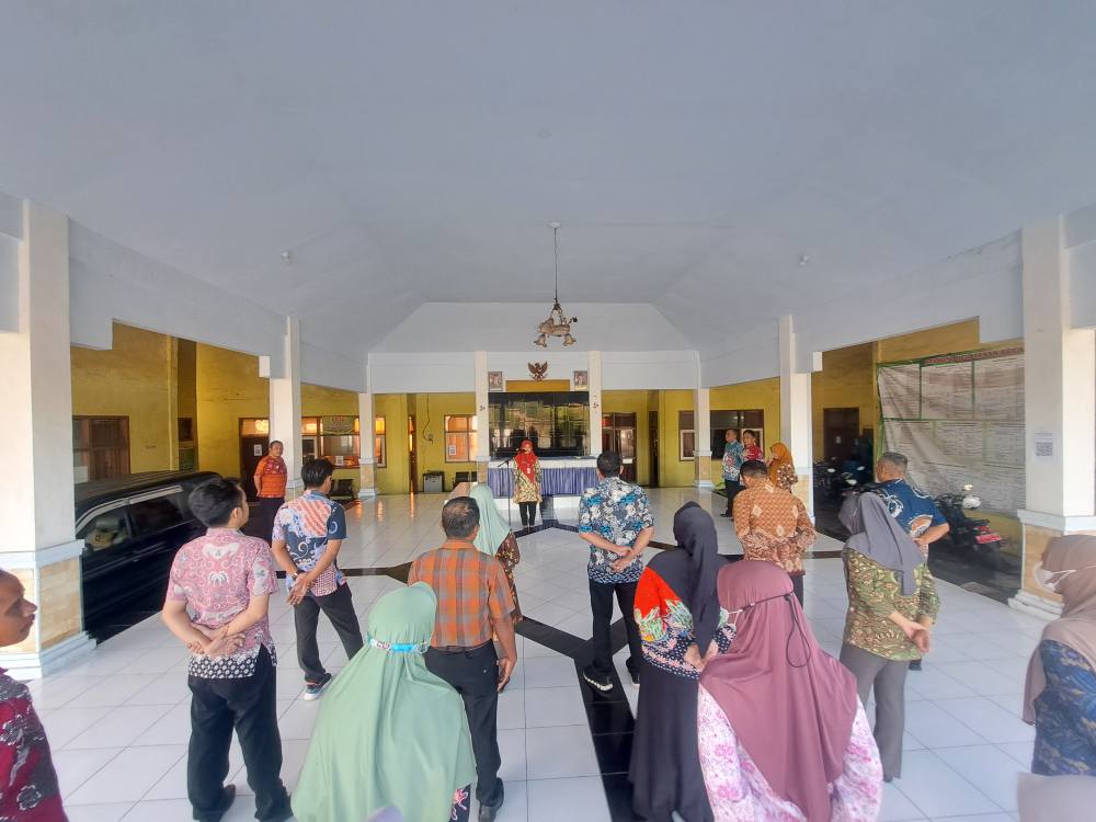 APEL BERSAMA DI PENDOPO KECAMATAN RANUYOSO